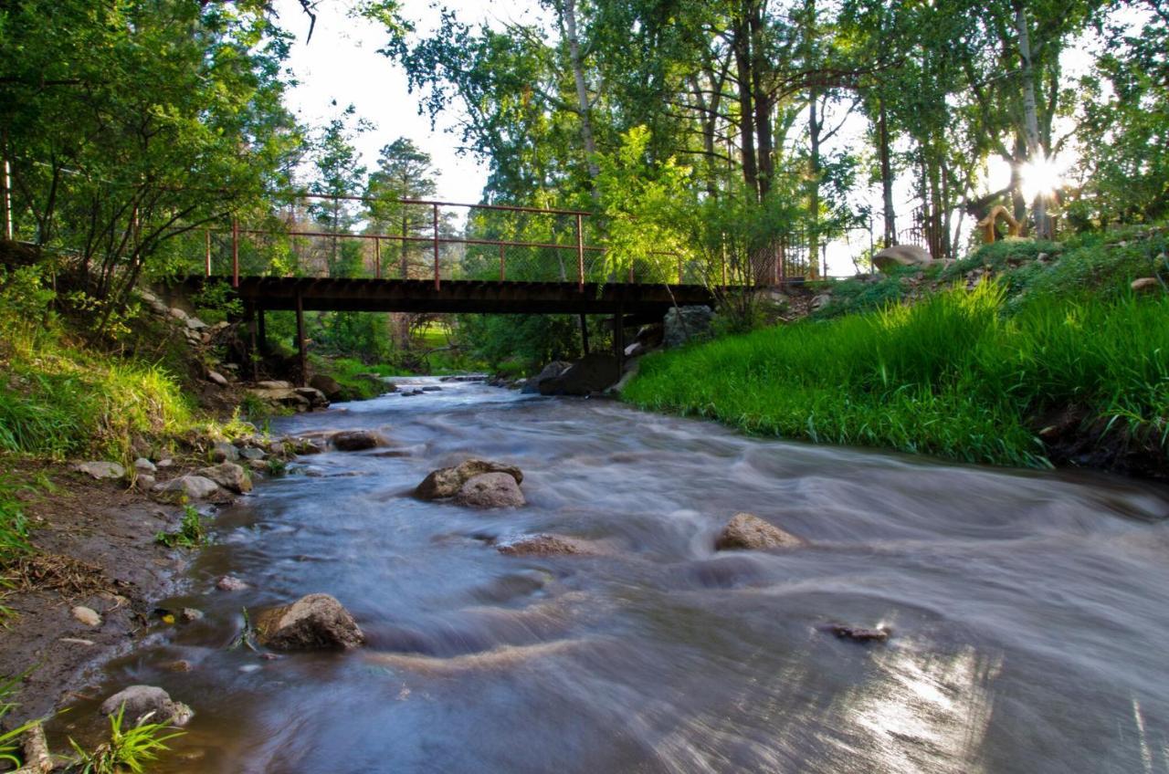 Sleeping Bear, 2 Bedrooms, Front Deck, Midtown, Sleeps 6 Ruidoso Exterior foto